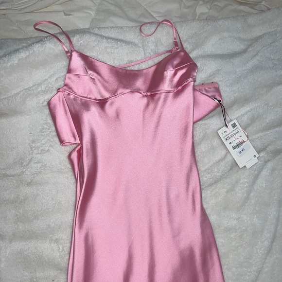 Zara Dresses & Skirts - Viral pink Zara dress